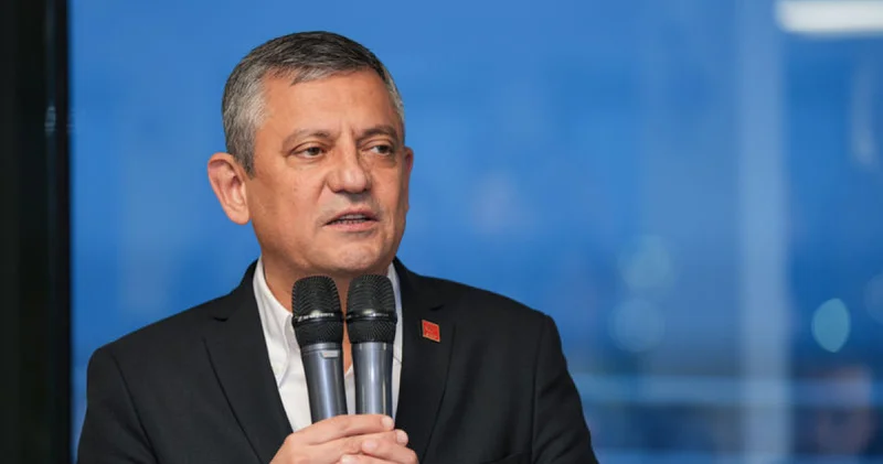 Özgür Özel, tutuklu yakınlarıyla iftar yaptı