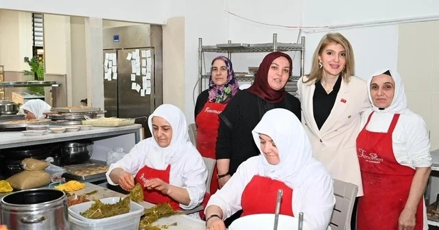 Milletvekili Ölmeztoprak esnafla buluştu, hanelere misafir oldu Malatya Haberleri