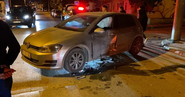 Bursa da 3 aracın karıştığı zincirleme kaza: 5 yaralı Bursa Haberleri