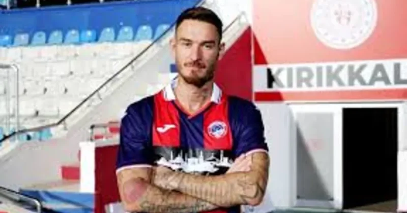 Beşiktaş’lı eski golcü Ömer Şişmanoğlu’na menajer darbesi: Eski menajeri 9 milyon çarptı