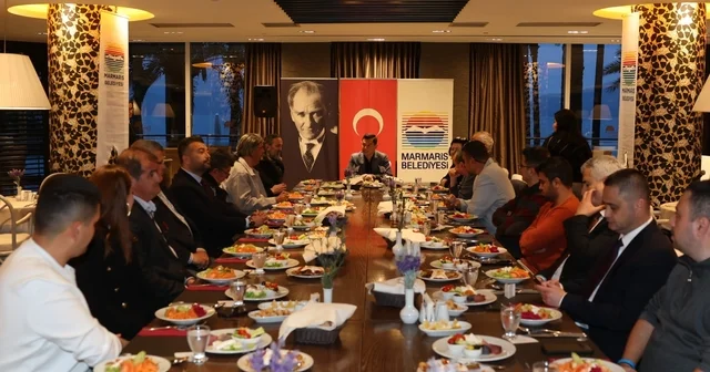 Marmaris Belediye Başkanı Ünlü, basın mensuplarıyla iftarda buluştu Muğla Haberleri