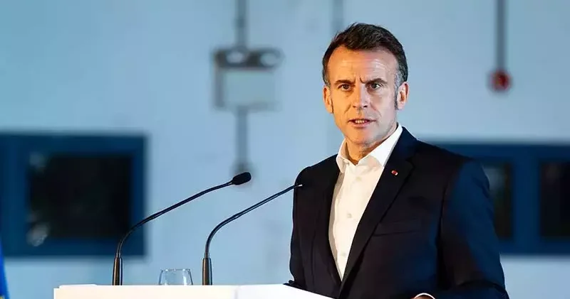 Macron dan Orta Doğu mesajı: Sivil altyapıya yönelik saldırılar durdurulmalı