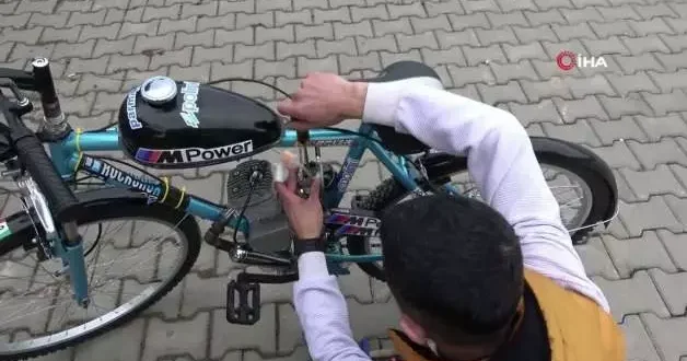 İkinci el bisikletten kendi mobiletini yaptı