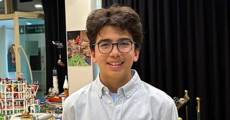 Ortaokul öğrencisi legoyla tasarladı: Müzede sergileniyor