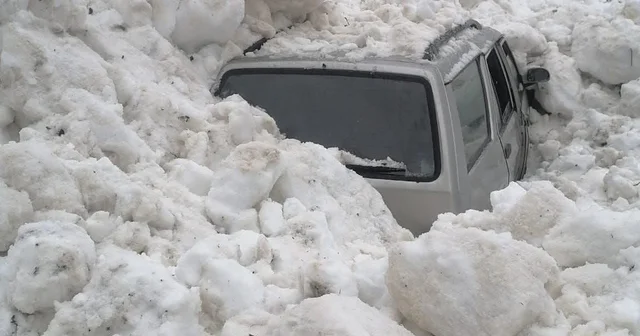 Çığdan son anda kurtuldular Trabzon Haberleri