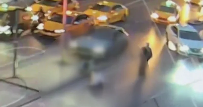 Kazada devrilen direk başına çarptı! Son dakika haberleri