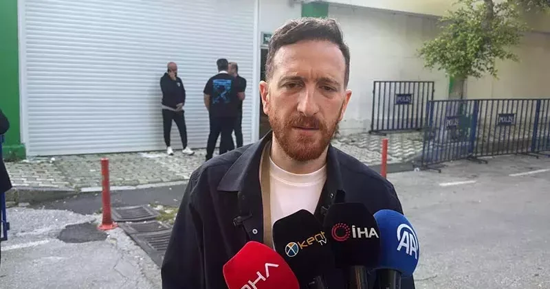 Erzurumspor da Başkan Ahmet Dal şampiyonluğu kaybettiği annesine armağan etti