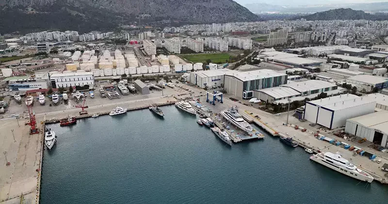 Antalya Serbest Bölge de ihracatın ithalatı karşılama oranı yüzde 195