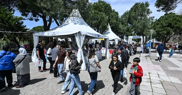 İzmirliler İZKİTAP a akın etti İzmir Haberleri