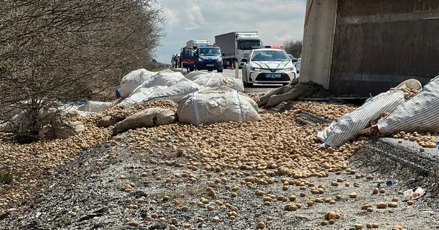Patates yüklü TIR devrildi Kütahya Haberleri