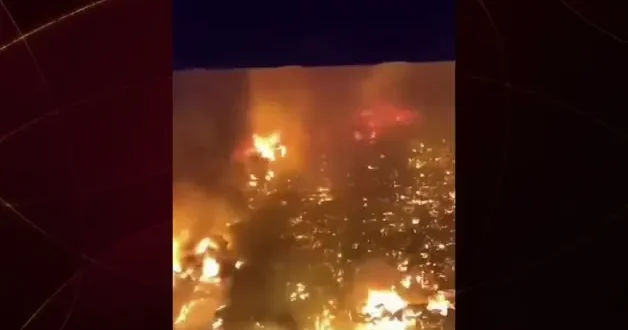 Malezya da yangın: Bir kasaba yok oldu!