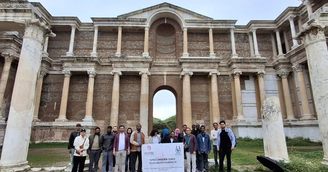 Uluslararası öğrenciler Sardes te tarihle buluştu Manisa Haberleri