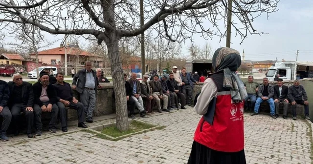 Aksaray da yaşlılara Yaşlı Sağlığı ve Aile İçi İletişim eğitimi veriliyor Aksaray Haberleri