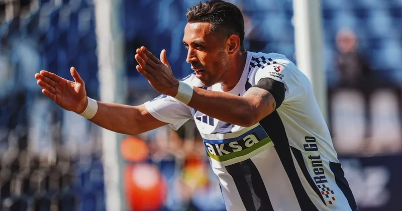 Süper Lig de akıllara durgunluk veren gol: İrfan Can kornerden avladı Sözcü Gazetesi