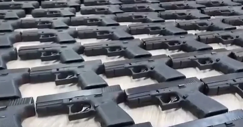 İstanbul ve Adana da dev operasyon! 1107 ruhsatsız tabanca ele geçirildi