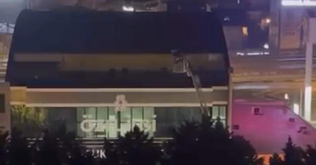 Çocuk tıp merkezinde korkutan yangın: Hastalar tahliye edildi Kocaeli Haberleri