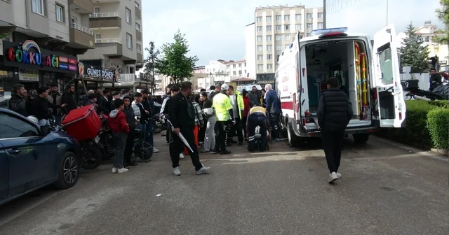 Motosikletin yayalara çarptığı kaza kamerada: Baba ve bebeği yaralandı Kilis Haberleri