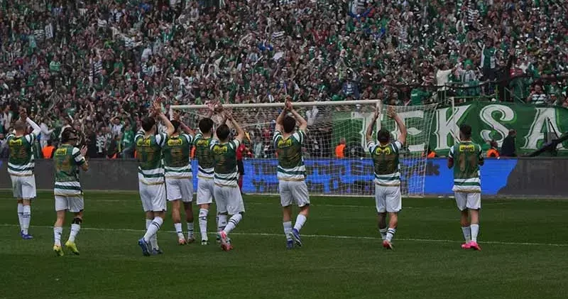 Şampiyonluğunu ilan eden Bursaspor 1 inci Lig e yükseldi