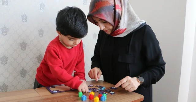 Çocukları için hobi olarak yapıyordu, evinin odasını atölyeye çevirip 81 ile satış yapmaya başladı Diyarbakır Haberleri