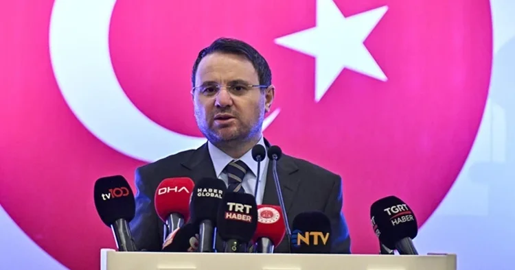 Bakan Gürlek ten Rasim Ozan Kütahyalı nın tutuklandığı operasyona ilişkin açıklama: Arkasında ciddi bir mali takip var