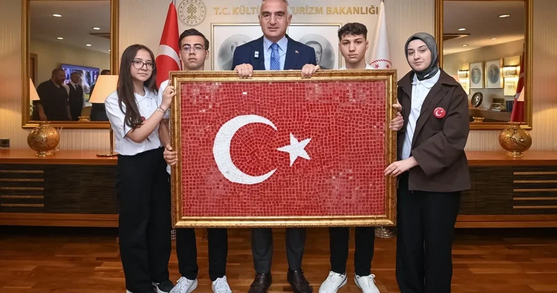 Bakan Ersoy, 19 Mayıs ta genç sporcuları ağırladı