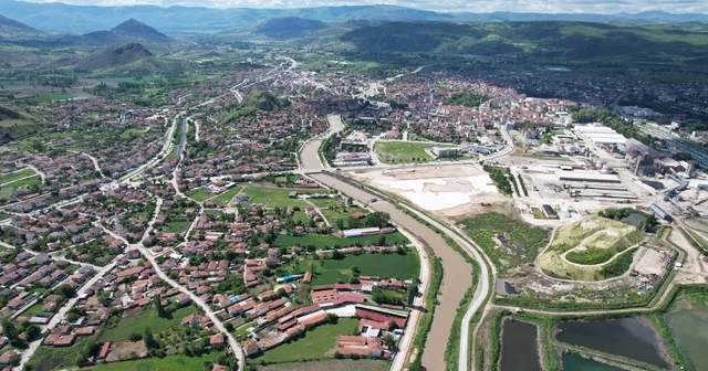 Turhal da taşkın riski altındaki yerleşim yerleri boşaltılıyor Tokat Haberleri