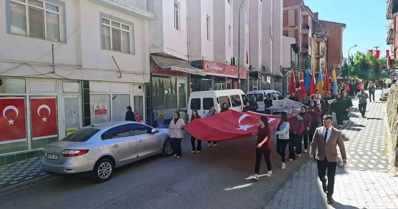 Hisarcık’ta Gençlik Yürüyüşü düzenlendi