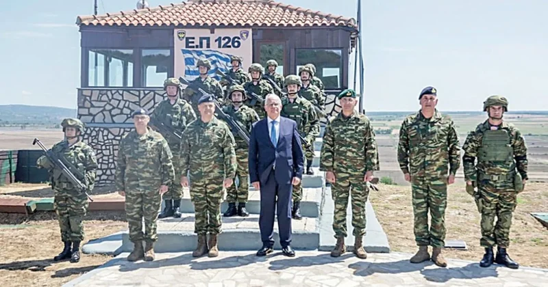 Sınır karakolunda sabahladı Türkiye ye mesaj yolladı! ATEŞLE OYNUYOR Sözcü Gazetesi