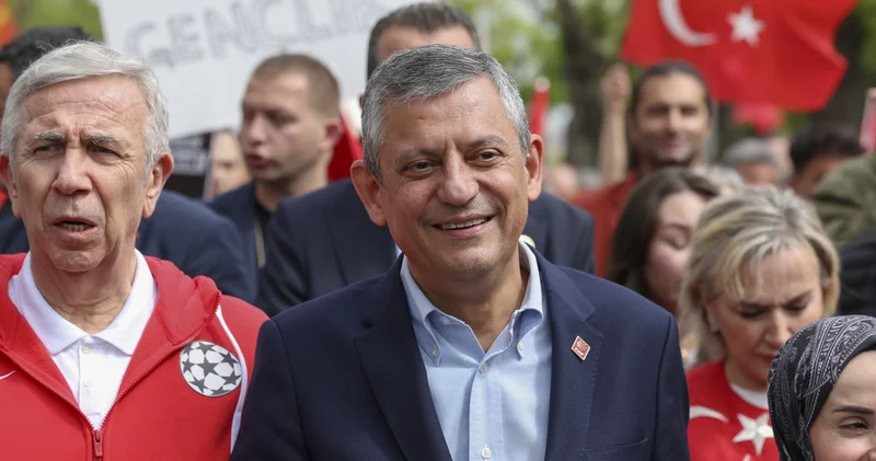 CHP Genel Başkanı Özgür Özel: Atatürk Cumhuriyeti gençlere emanet etti Son dakika haberleri