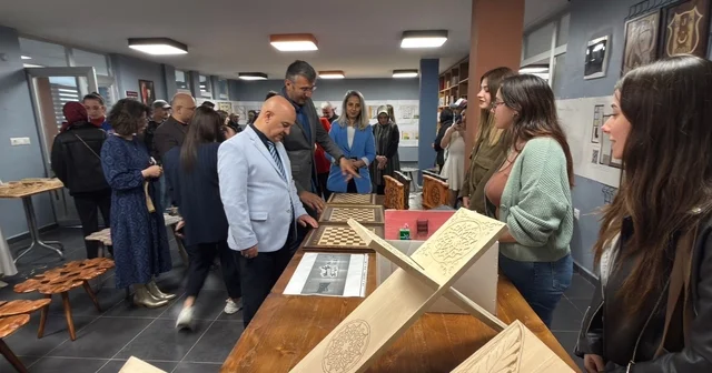 İç mekan tasarımı öğrenci projeleri yıl sonu sergisi kapılarını açtı Düzce Haberleri