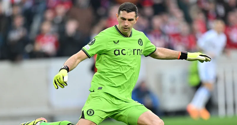 Emiliano Martinez den Freiburg a gözdağı!