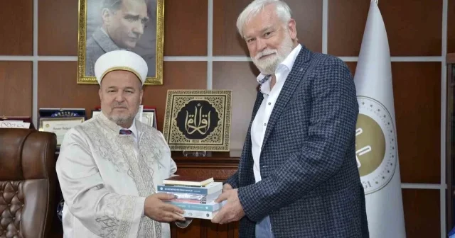 Alman vatandaşı Peter Nevşehir’de Müslüman oldu VİDEO İZLE