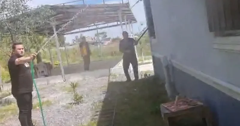 Müstakil evdeki yangını vatandaşlar ve itfaiye söndürdü