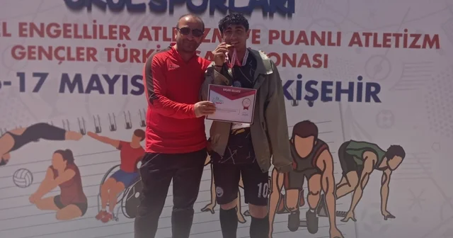 Özalplı Ferhat Çıkar Türkiye birincisi oldu Van Haberleri