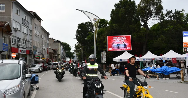 VEMOK tan 19 Mayıs a özel motosiklet korteji Samsun Haberleri