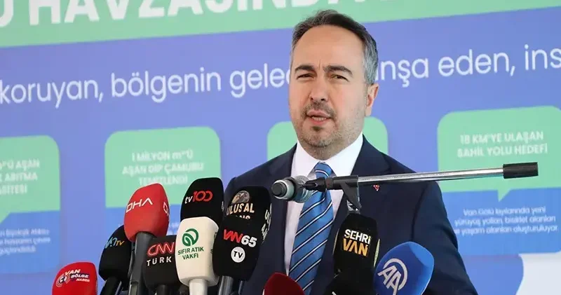 Bakan Yardımcısı Demiralp: Van Gölü kıyı şeridi 2 milyon metreküp balçıktan arındırıldı
