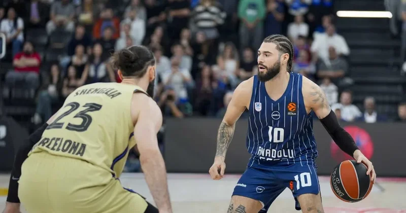 Anadolu Efes te Isaia Cordinier ameliyat edildi!