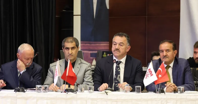 Sivasspor’da başkan adayı çıkmadı! Kulüp yönetimi divana kaldı Sözcü Gazetesi