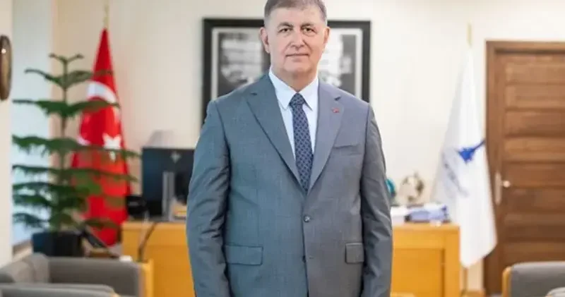 İzmir Büyükşehir Belediye Başkanı Cemil Tugay, CHP’den istifa etti