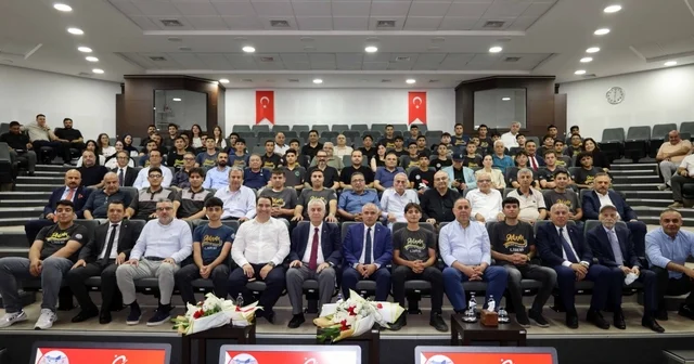 ADASO nun Erasmus+ projesiyle 109 öğrenci Avrupa da deneyim kazandı Adana Haberleri Habertürk Yerel Haberler