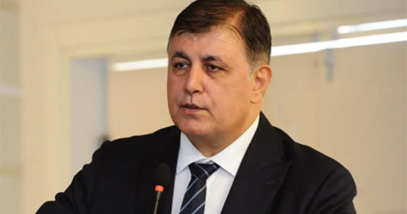CHP 22 yıl aradan sonra İzmir i kaybetti: Cemil Tugay, CHP üyeliğinden istifa ettiğini açıkladı