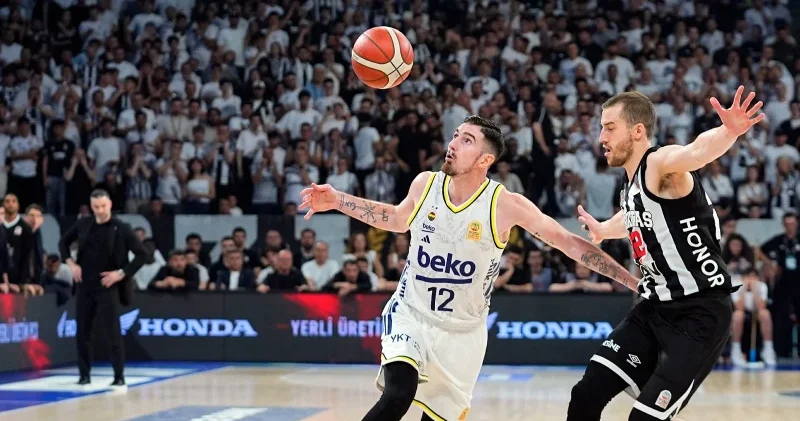 Şampiyonluk maçında kritik anlar: Beşiktaş GAİN Fenerbahçe Beko maçı kaç kaç, kim önde? CANLI SKOR VE MAÇ SONUCU Son Dakika Haberleri