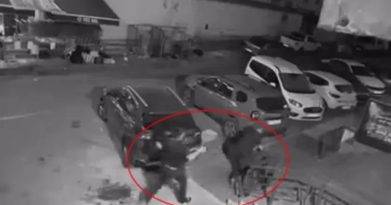 Lastik ve kriko hırsızlığı kameraya yansıdı