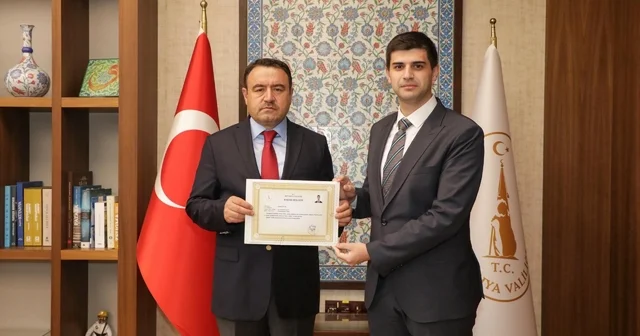Vali Işın dan Kaymakam Teltik e başarı belgesi Kütahya Haberleri Habertürk Yerel Haberler