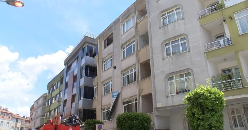 Güngören de doğal gaz borusu sökülürken meydana gelen patlamada 3 kişi yaralandı