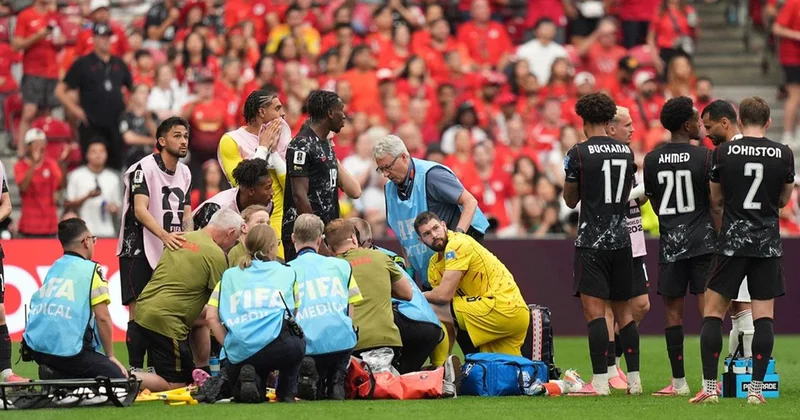 6 gol, 2 kırmızı kartlı maçın önüne geçen sakatlık! Korku dolu anlar yaşandı