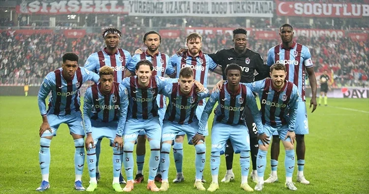 Premier Lig ekibinden Trabzonspor un yıldızına dev teklif! Yönetimin kararı belli oldu