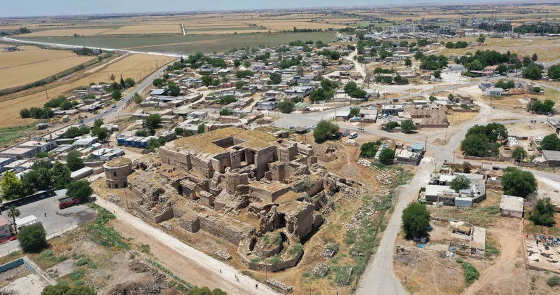 Harran Kale Sarayı nın adı Harran Selahaddin Eyyubi Kale Sarayı oldu