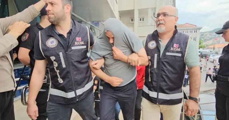 Yasa dışı kürtaj operasyonu! Doktorun odasından 500 bin TL çıktı