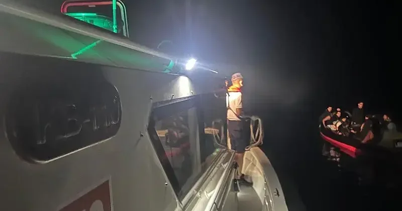 Bodrum da yardım talep eden 32 kaçak göçmen kurtarıldı